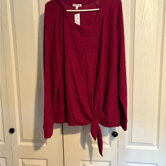 nine britton Tops - Nine Britton Red Long Sleeve Tie Front Blouse